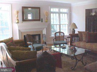 817 Loveland Road Moorestown, NJ 08057 - Photo 2 of 6 Gallery Image 2