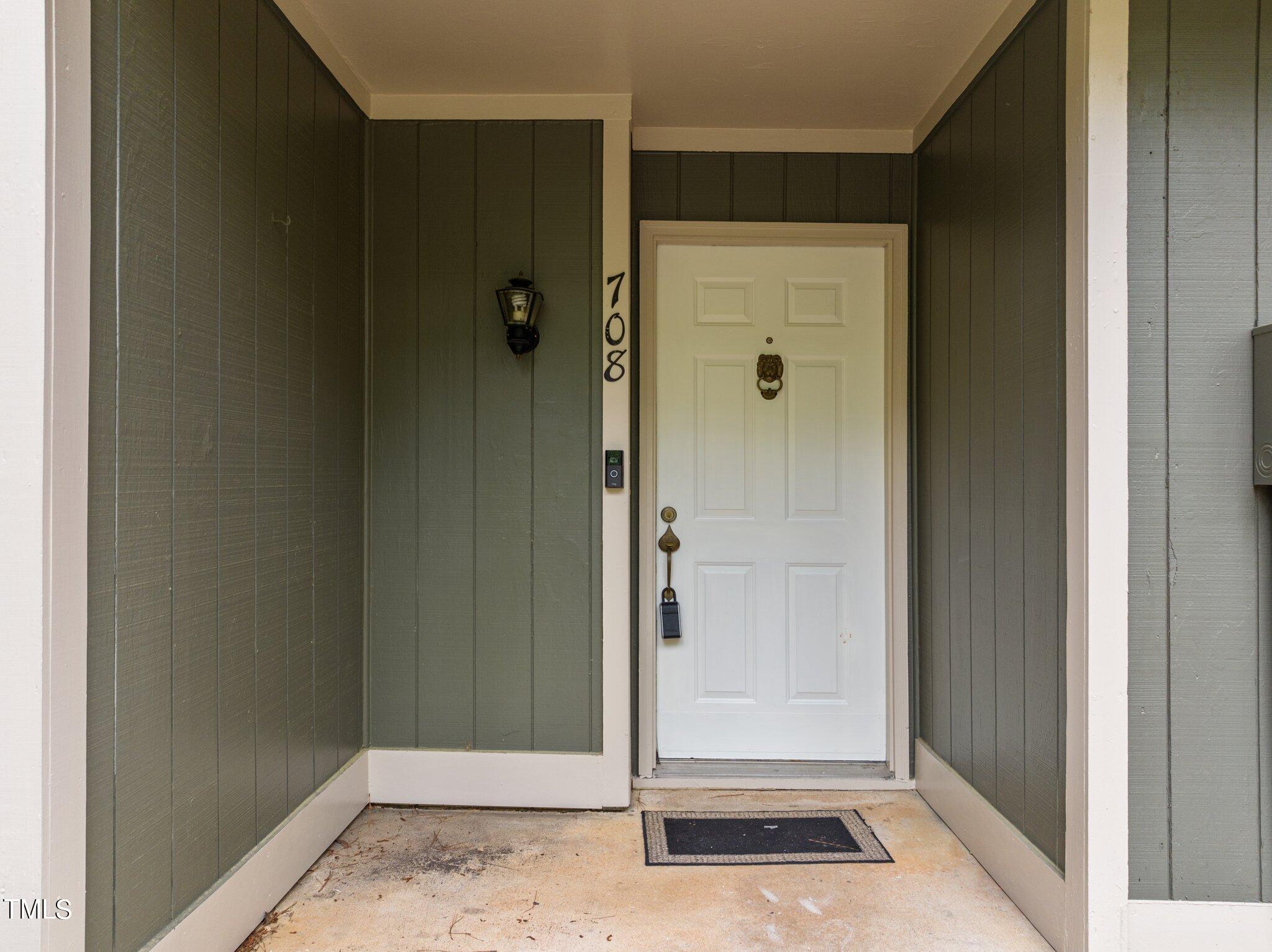 708 Godwin Court Raleigh, NC 27606 - Photo 10 of 48 39-web-or-mls-DJI_0470