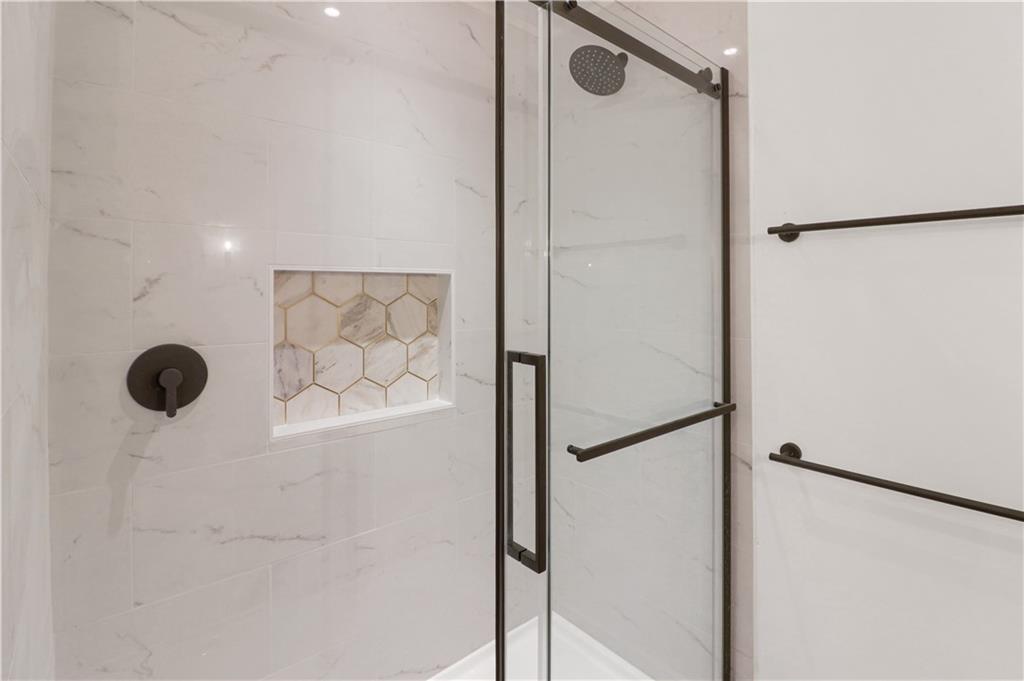 776 Norwood Road Southeast Atlanta, GA 30315 - Photo 9 of 26