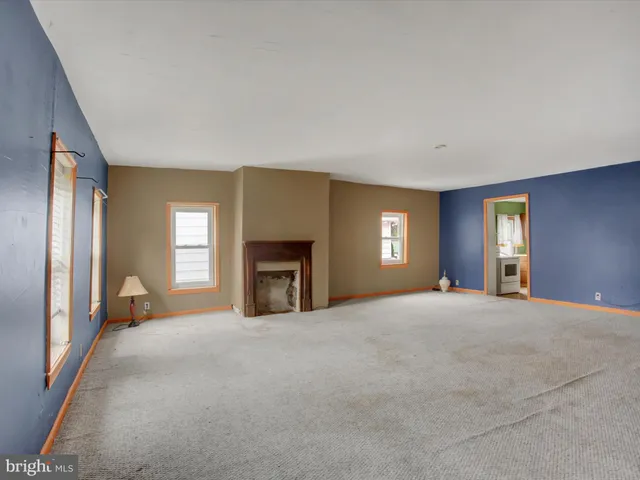 $250,000 | 111 West Main Street, Fayetteville, PA 17222