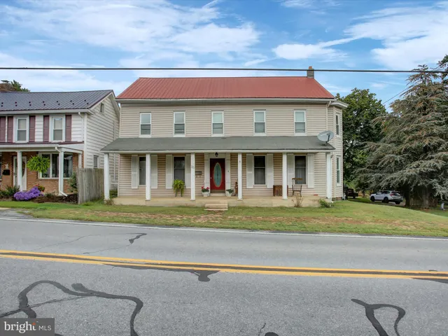 $250,000 | 111 West Main Street, Fayetteville, PA 17222