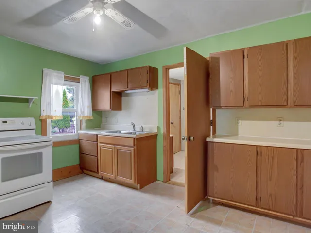 $250,000 | 111 West Main Street, Fayetteville, PA 17222