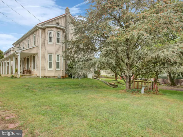 $250,000 | 111 West Main Street, Fayetteville, PA 17222