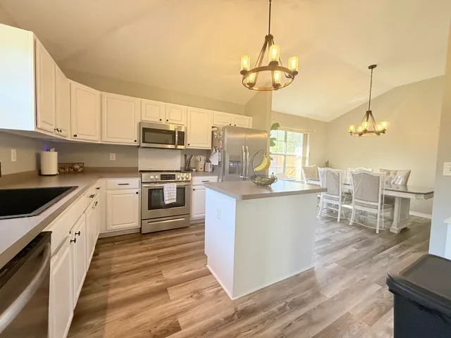 $2,600 | 2628 Andorra Street, Navarre, FL 32566