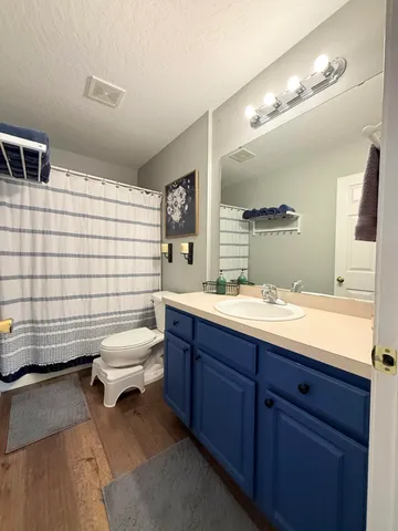 $2,600 | 2628 Andorra Street, Navarre, FL 32566