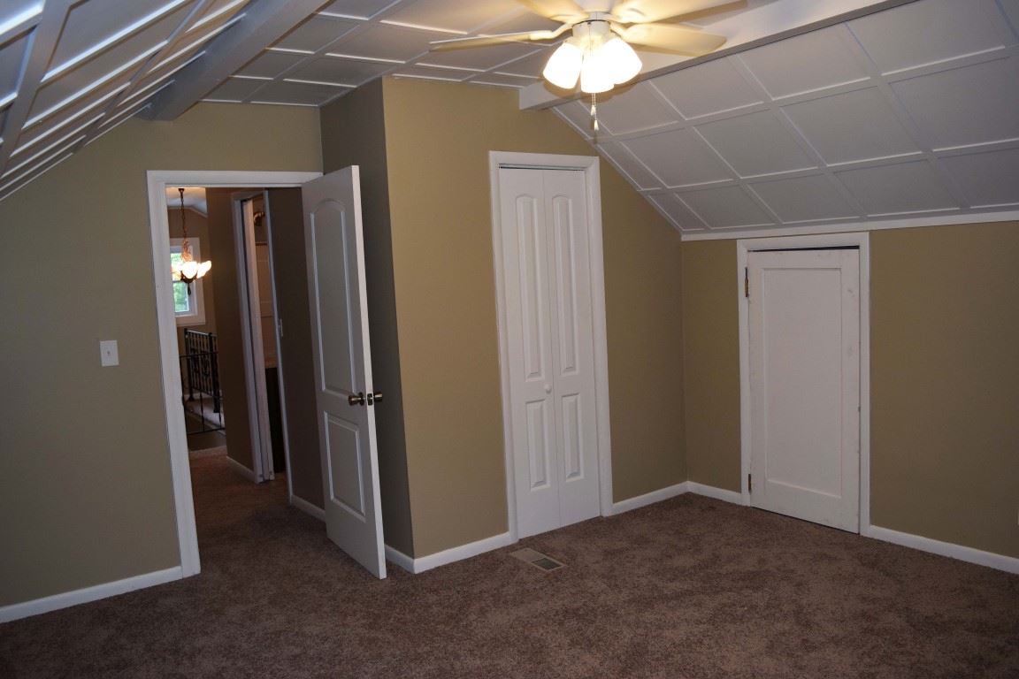 2550 North Red Bank Road Evansville, IN 47720 - Photo 14 of 23 Gallery Image 14