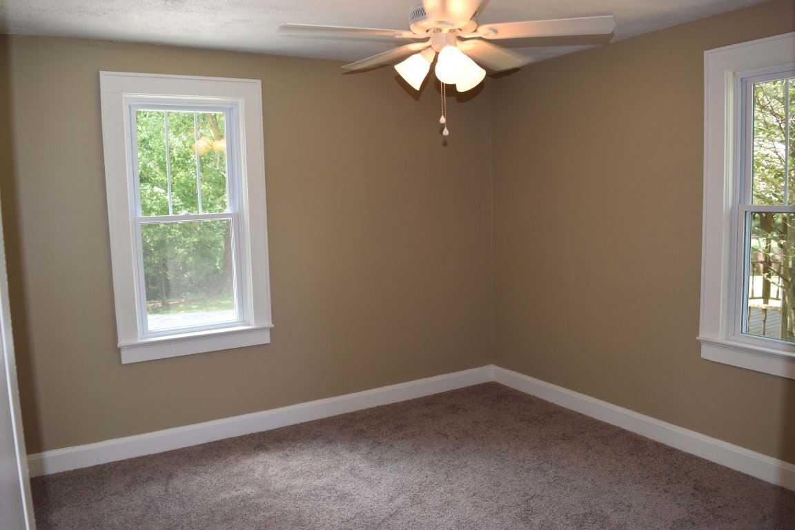 2550 North Red Bank Road Evansville, IN 47720 - Photo 8 of 23 Gallery Image 8