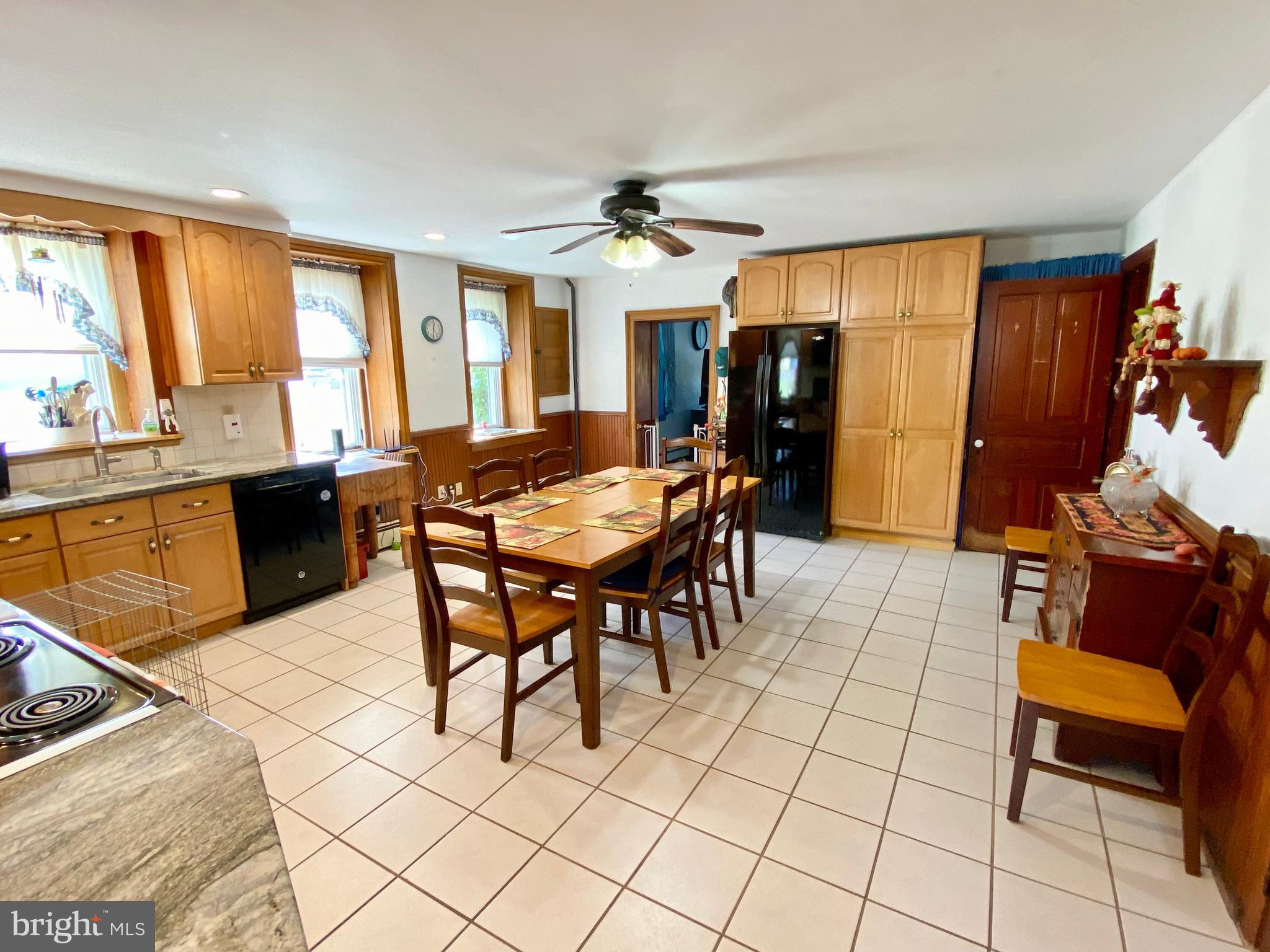 135 A Hoffmansville Road Barto, PA 19504 - Photo 15 of 44 Main Kitchen