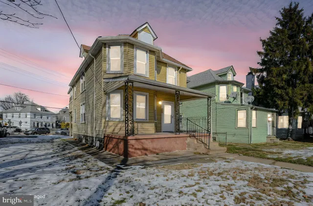 $324,900 | 205 North Maryland Avenue, Wilmington, DE 19804