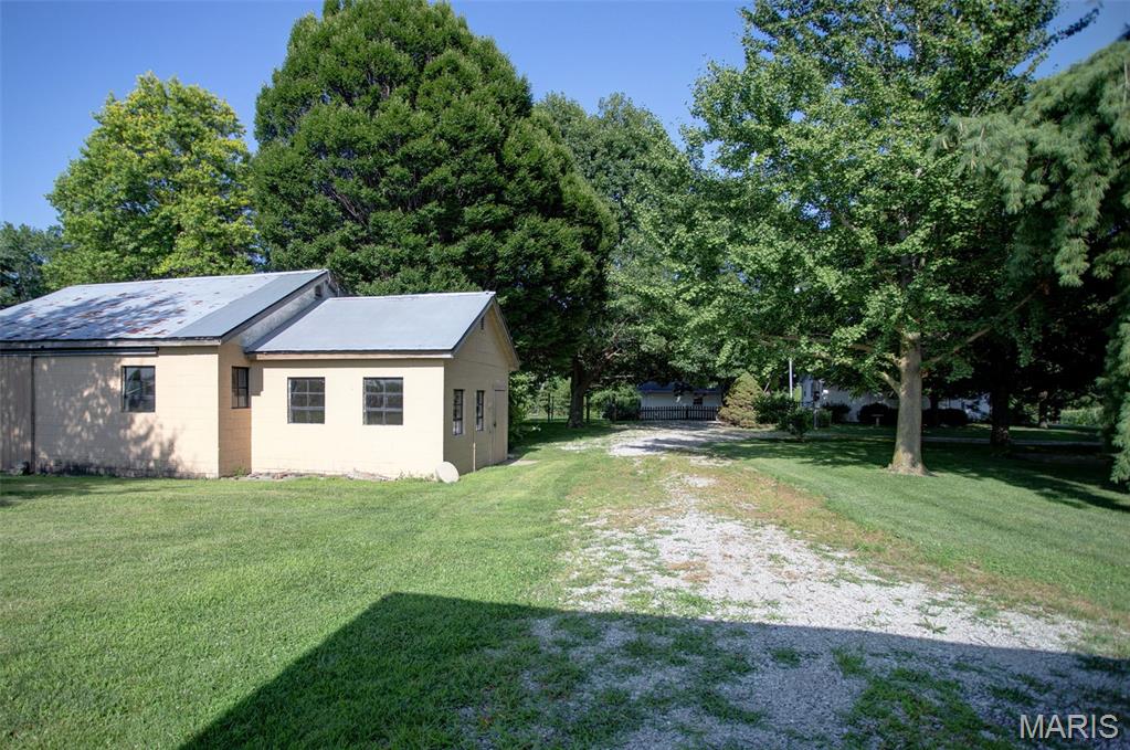 6063 Seiler Road Dorsey, IL 62021 - Photo 28 of 85 Gallery Image 28