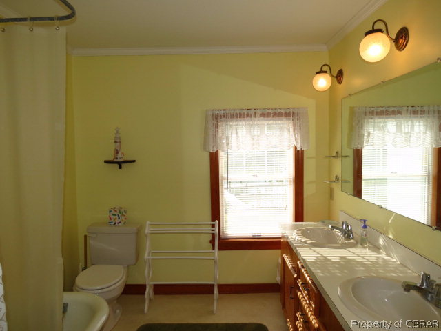 249 Shell Point Lane Gwynn, VA 23076 - Photo 22 of 31