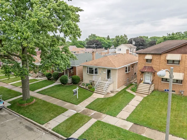 $495,000 | 2359 Burr Oak Avenue, Riverside, IL 60546