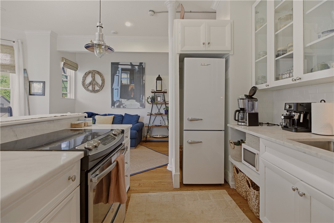 67 Perry Street, Unit 5 Newport, RI 02840 - Photo 11 of 26