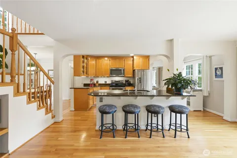 $1,185,000 | 236 Southwest 166th Place, Normandy Park, WA 98166