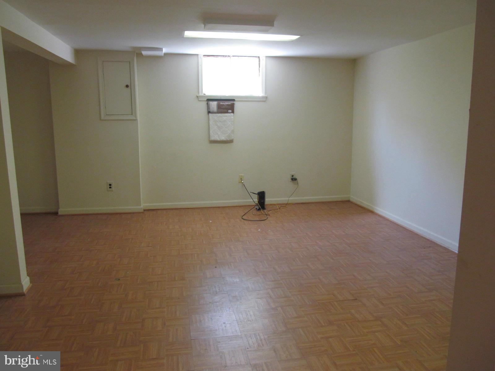 12828 Holdridge Road Silver Spring, MD 20906 - Photo 18 of 24 Recreation Room
