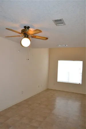 $895 | 1106 Spring Loop, Unit A, College Station, TX 77840