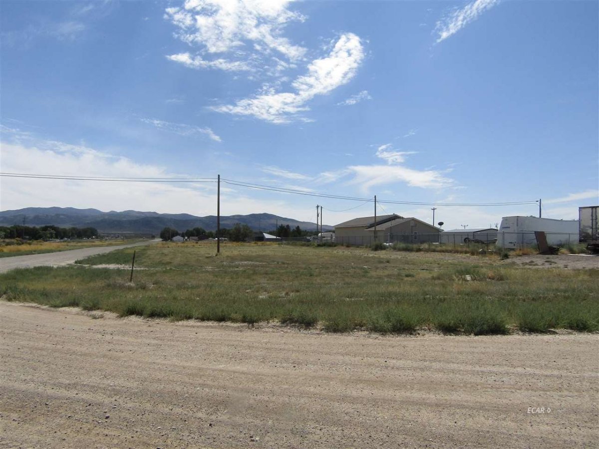 26 7th Street Wells, NV 89835 - Photo 4 of 6