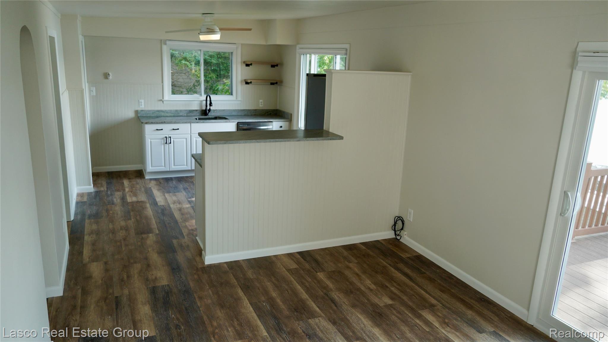3419 East Rolston Road Fenton, MI 48430 - Photo 8 of 22 DSC00353.jpeg