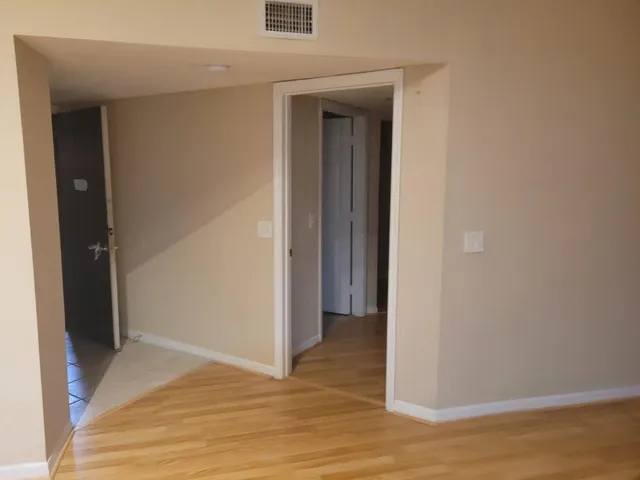 $2,300 | 4167 Haverhill Road, Unit 1111, West Palm Beach, FL 33417