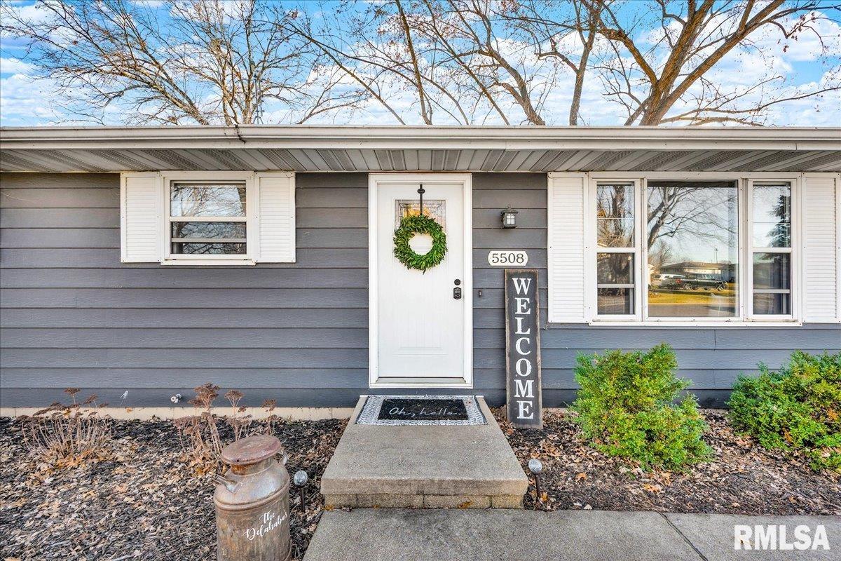 5508 East Captain Road Chillicothe, IL 61523 - Photo 2 of 31