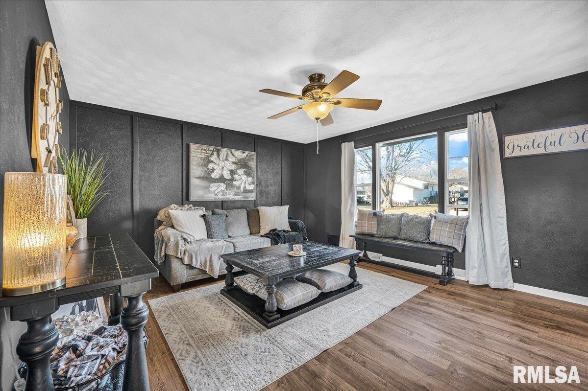 5508 East Captain Road Chillicothe, IL 61523 - Photo 4 of 31