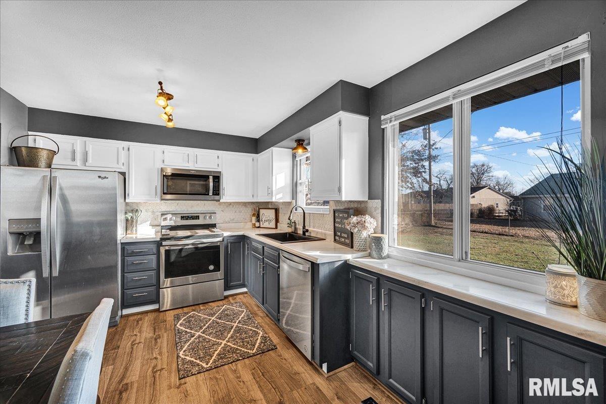 5508 East Captain Road Chillicothe, IL 61523 - Photo 8 of 31