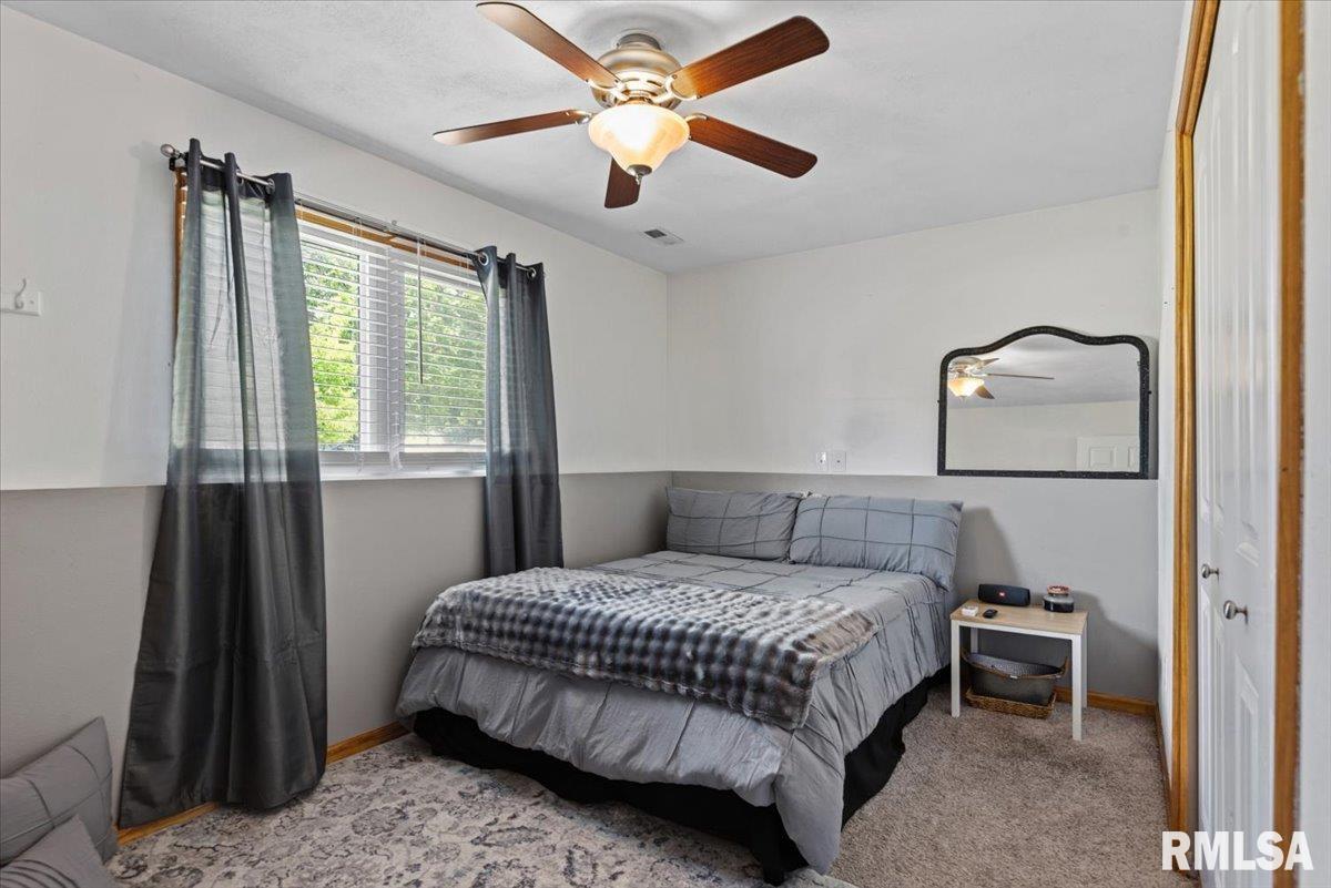 3028 Sutherland Road Springfield, IL 62702 - Photo 25 of 38
