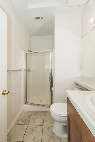 $399,000 | 704 West Riviera Lane, Clovis, CA 93619