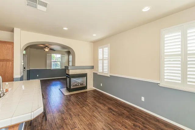 $399,000 | 704 West Riviera Lane, Clovis, CA 93619