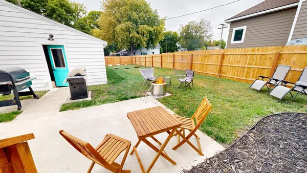 $3,800 | 27 Division Street North, Unit AIRBB, Clara City, MN 56222