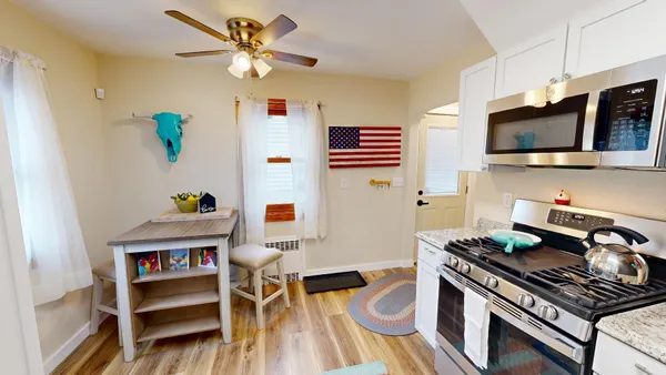 $3,800 | 27 Division Street North, Unit AIRBB, Clara City, MN 56222