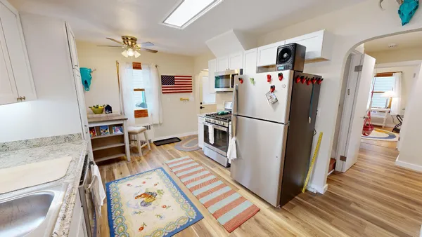 $3,800 | 27 Division Street North, Unit AIRBB, Clara City, MN 56222