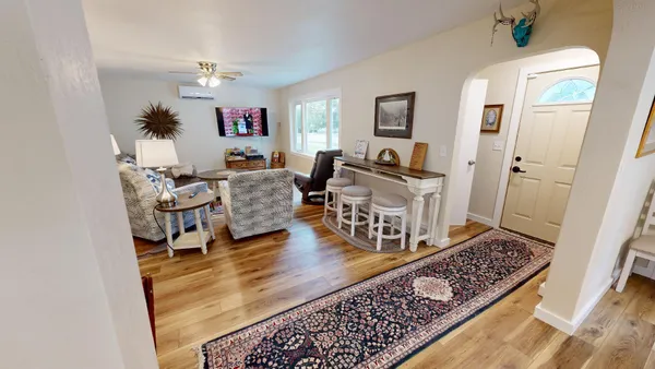 $3,800 | 27 Division Street North, Unit AIRBB, Clara City, MN 56222