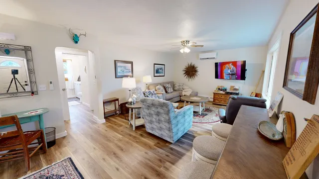 $3,800 | 27 Division Street North, Unit AIRBB, Clara City, MN 56222