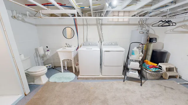 $3,800 | 27 Division Street North, Unit AIRBB, Clara City, MN 56222