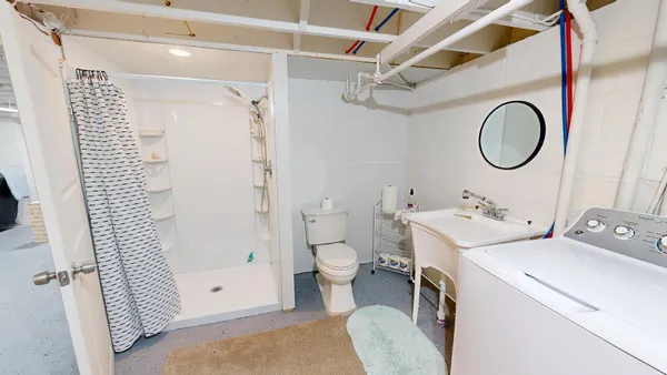 $3,800 | 27 Division Street North, Unit AIRBB, Clara City, MN 56222