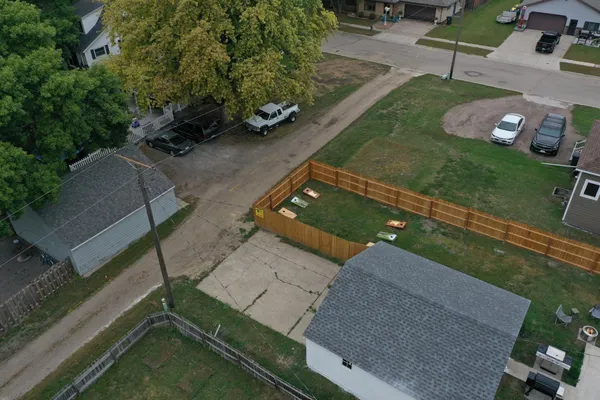 $3,800 | 27 Division Street North, Unit AIRBB, Clara City, MN 56222