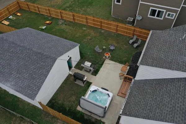 $3,800 | 27 Division Street North, Unit AIRBB, Clara City, MN 56222