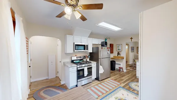 $3,800 | 27 Division Street North, Unit AIRBB, Clara City, MN 56222