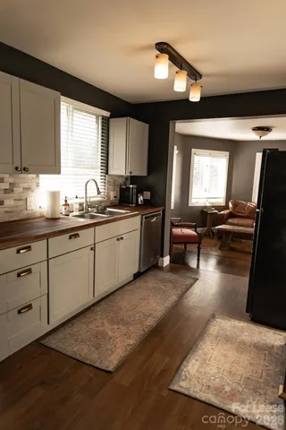 $2,200 | 815 Case Cove Road, Candler, NC 28715