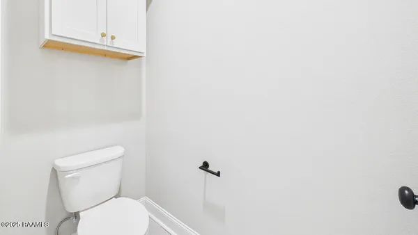 $277,500 | 123 Belle Lake Drive, Lafayette, LA 70506