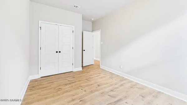 $277,500 | 123 Belle Lake Drive, Lafayette, LA 70506