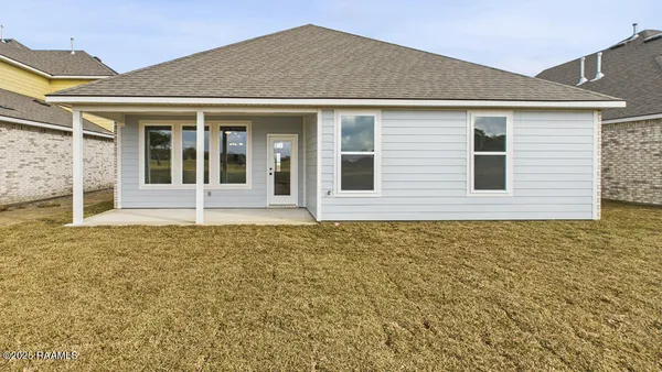 $277,500 | 123 Belle Lake Drive, Lafayette, LA 70506