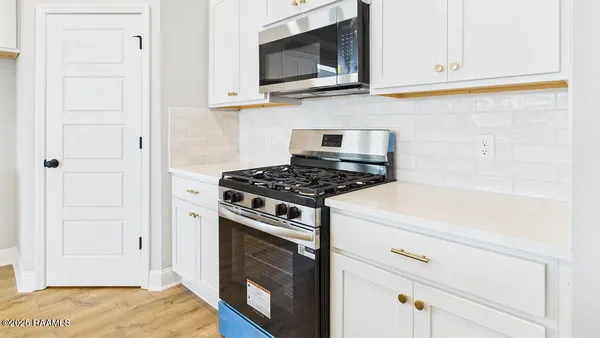 $277,500 | 123 Belle Lake Drive, Lafayette, LA 70506