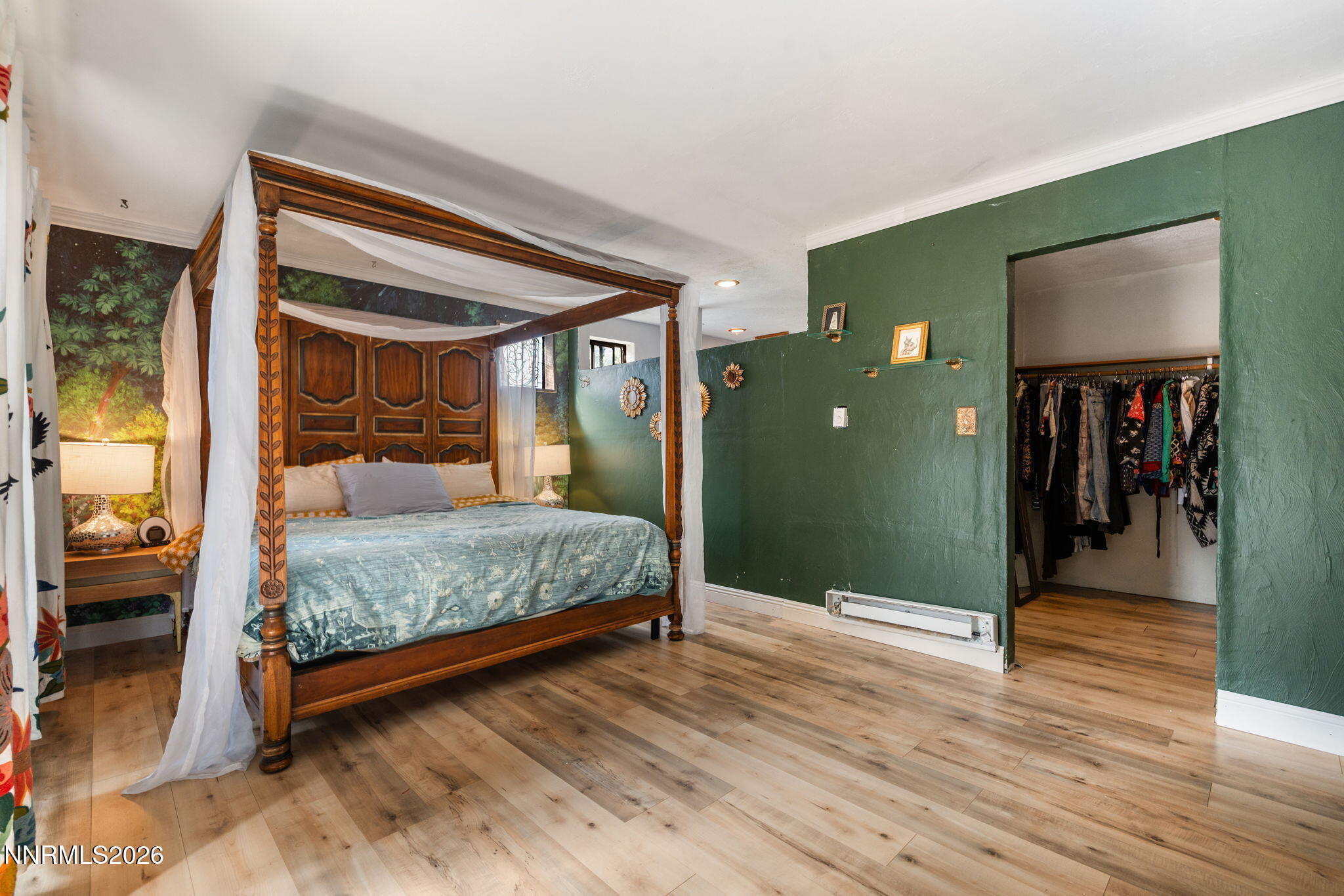 21845 Adobe Road Reno, NV 89521 - Photo 43 of 65 a bedroom with a bed and a mirror