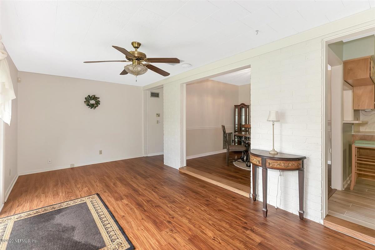761 Trinidad Road Jacksonville, FL 32216 - Photo 6 of 20 Another view of Family Room