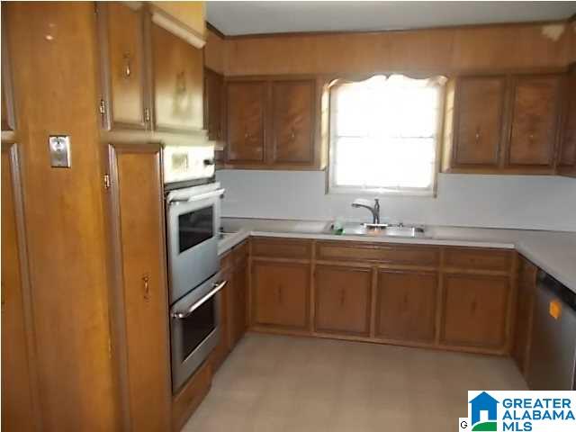 320 8th Street Pleasant Grove, AL 35127 - Photo 4 of 14