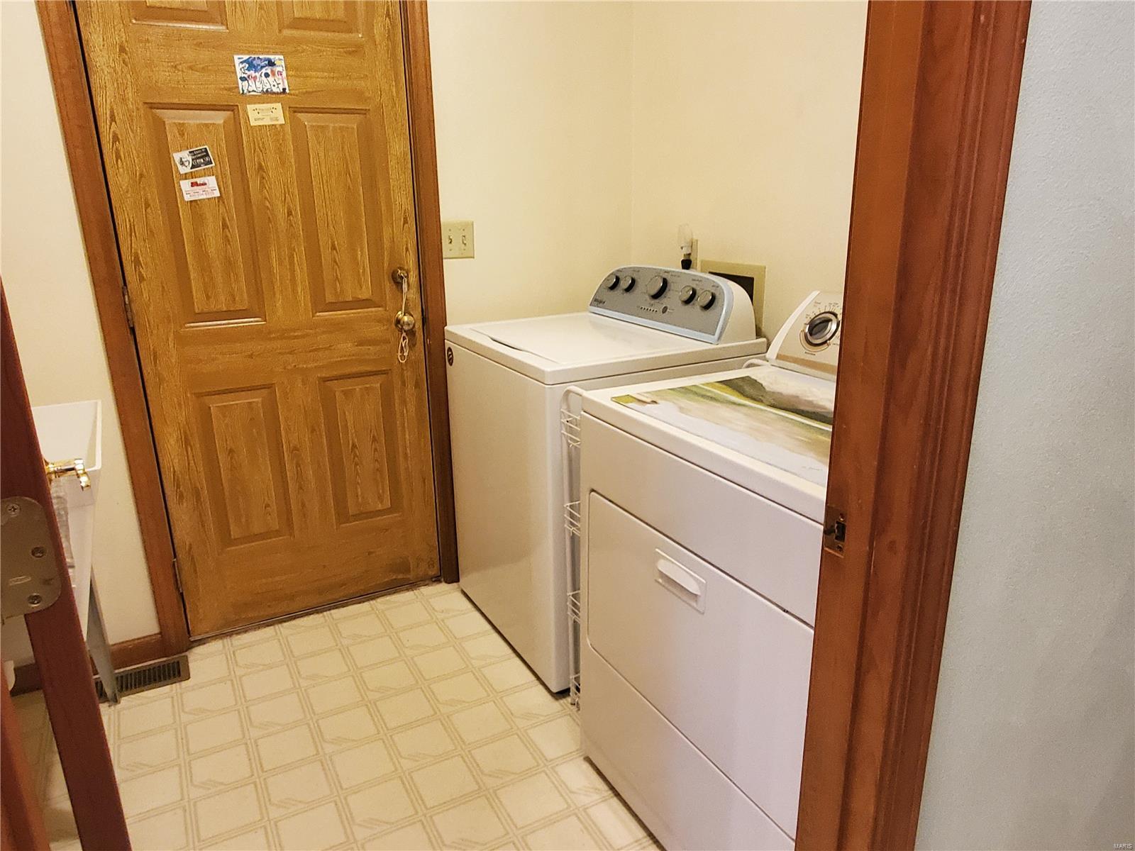 5189 Live Oak Drive Smithton, IL 62285 - Photo 26 of 66