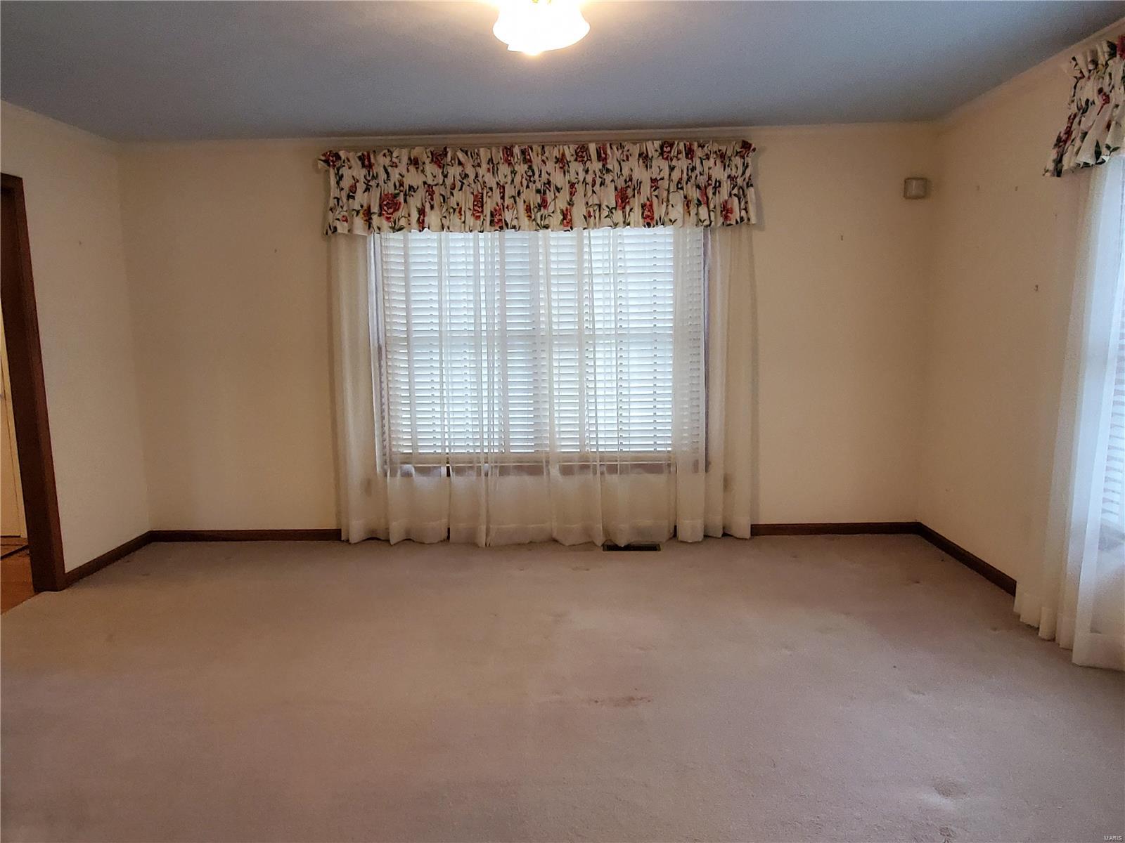 5189 Live Oak Drive Smithton, IL 62285 - Photo 8 of 66