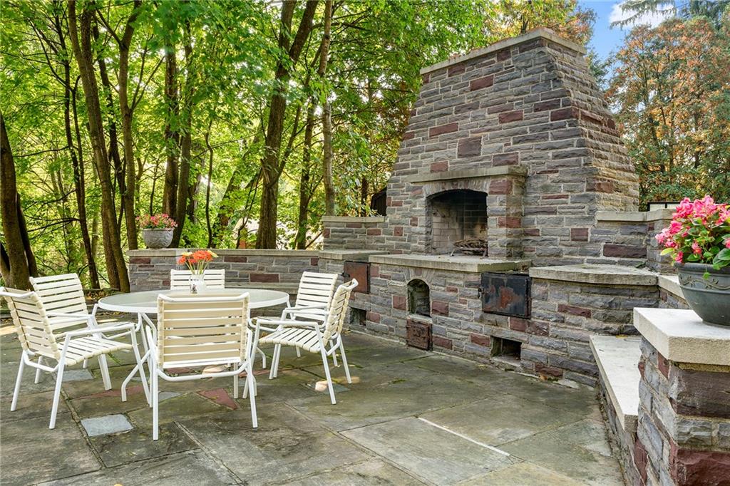 900 West Ingomar Road Pittsburgh, PA 15237 - Photo 21 of 25 Gallery Image 21